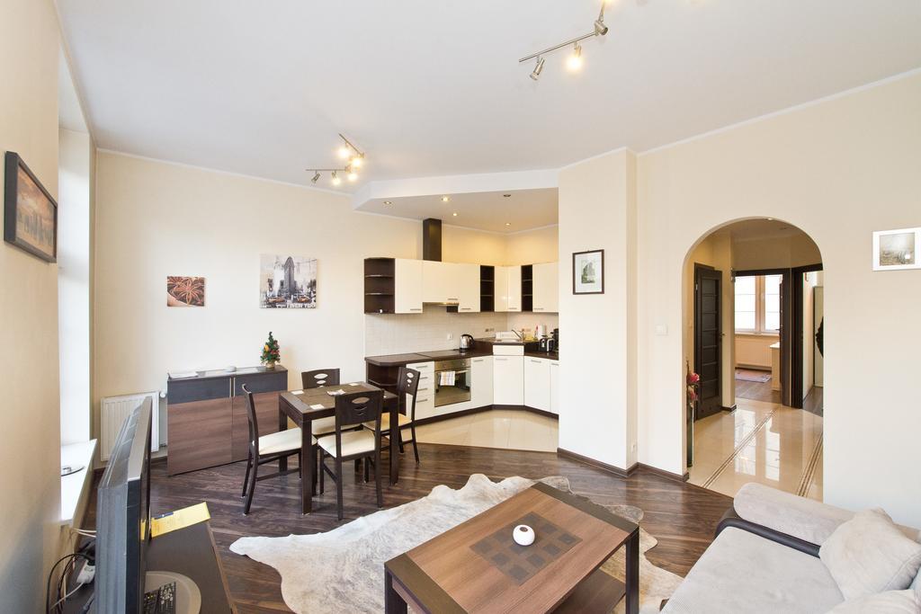 Gdanskie Apartamenty - Apartamenty - Dluga Z Widokiem Na Ratusz I Nad Motlawa Pokoj fotografie